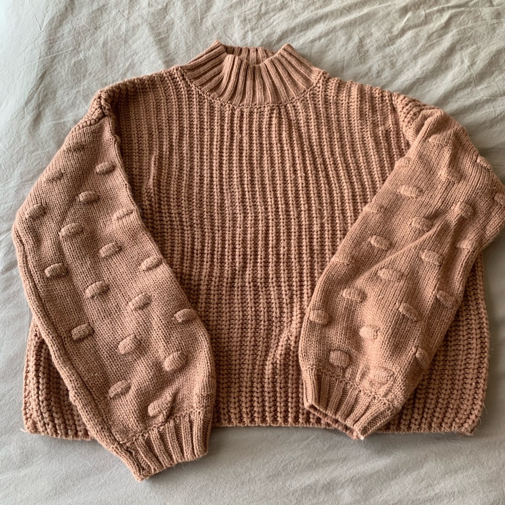 Jessica Simpson cropped sweater